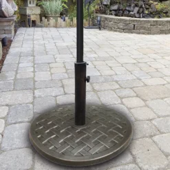 Jordan Manufacturing Round Umbrella Base